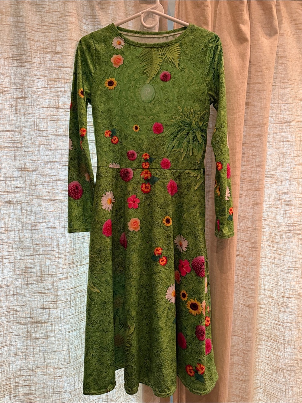Tefiti Costume, Green Floral Velvet Long Sleeve Fit-and-Flare Dress